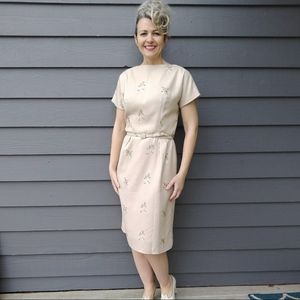 1960's EMBROIDERED SHEATH DRESS vintage 60's M